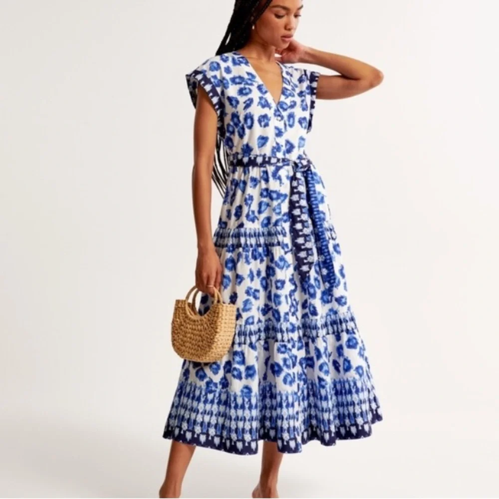 NWT Abercrombie & Fitch Blue & White Tiered Tie Maxi Dress Size S